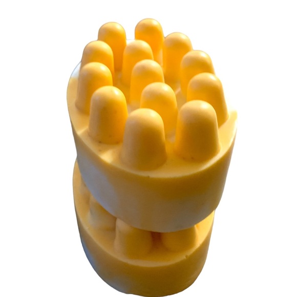 Hand Crafted Soap - Massage Bar Oatmeal Honey & Milk hint of Vanilla - Picture 5 of 15